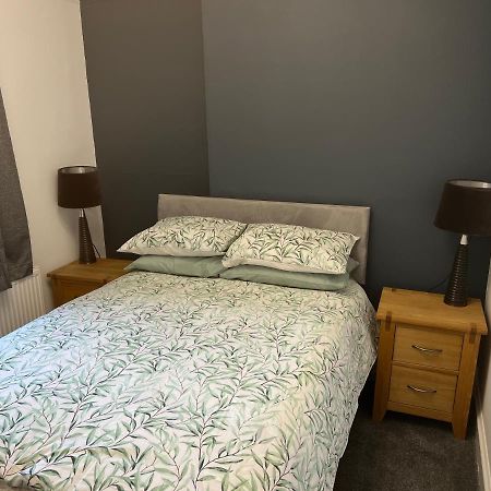 Flat In Leamington Spa Town Centre Apartment Exterior photo