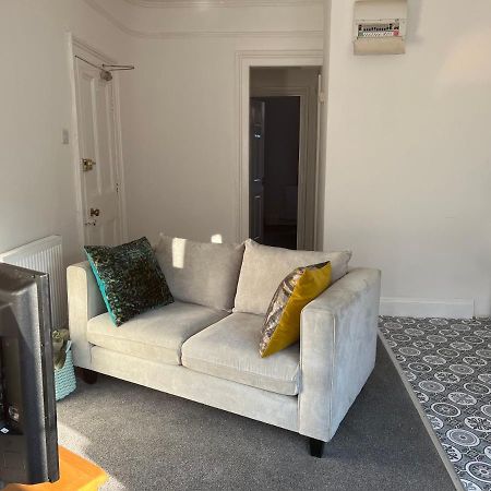 Flat In Leamington Spa Town Centre Apartment Exterior photo