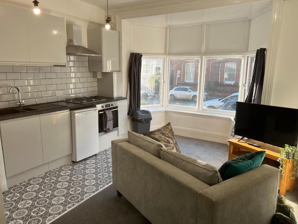 Flat In Leamington Spa Town Centre Apartment Exterior photo
